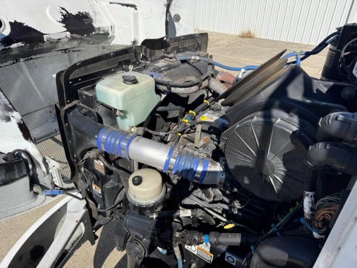 2020 Peterbilt 337 in Orlando, FL — photo 22