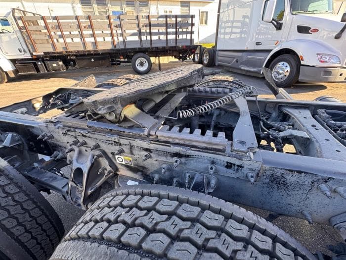 2020 Peterbilt 579 in Los Angeles, CA — photo 11