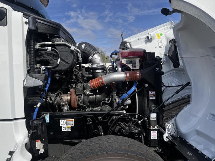 2026 Peterbilt 567 in Phoenix, AZ — photo 14