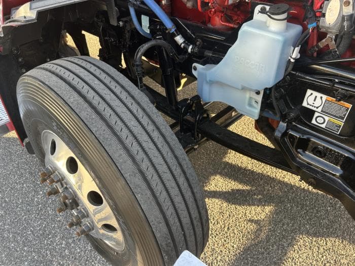 2022 Peterbilt 579 in Orlando, FL — photo 12