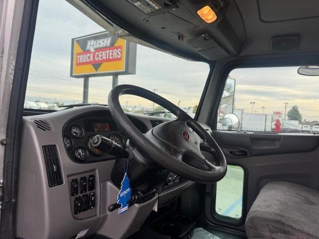 2020 Peterbilt in Fontana, CA — photo 10