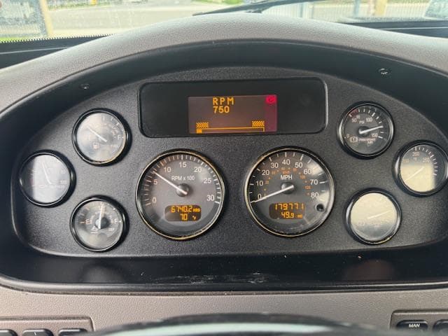2020 Peterbilt in Fontana, CA — photo 11