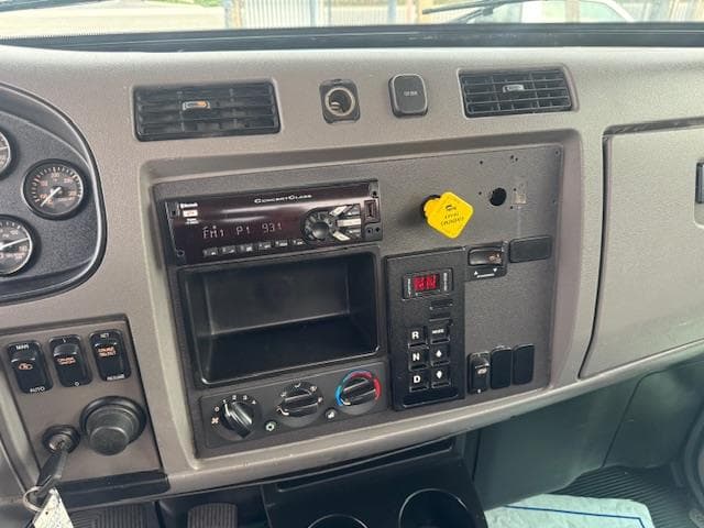 2020 Peterbilt in Fontana, CA — photo 12