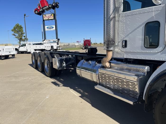 2014 Peterbilt 365 in Oklahoma City, OK — photo 5