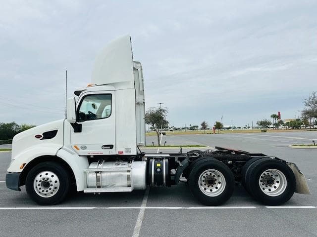 2020 Peterbilt 579 in Pharr, TX — photo 9