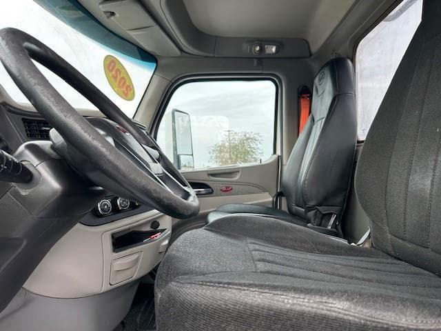 2020 Peterbilt 579 in Pharr, TX — photo 11