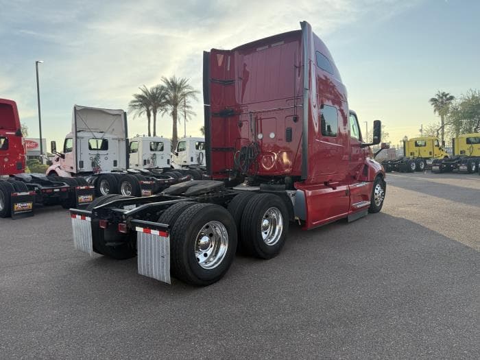 2022 International LT in Phoenix, AZ — photo 6