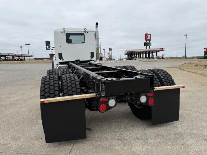 2026 Peterbilt 548 in Tulsa, OK — photo 13