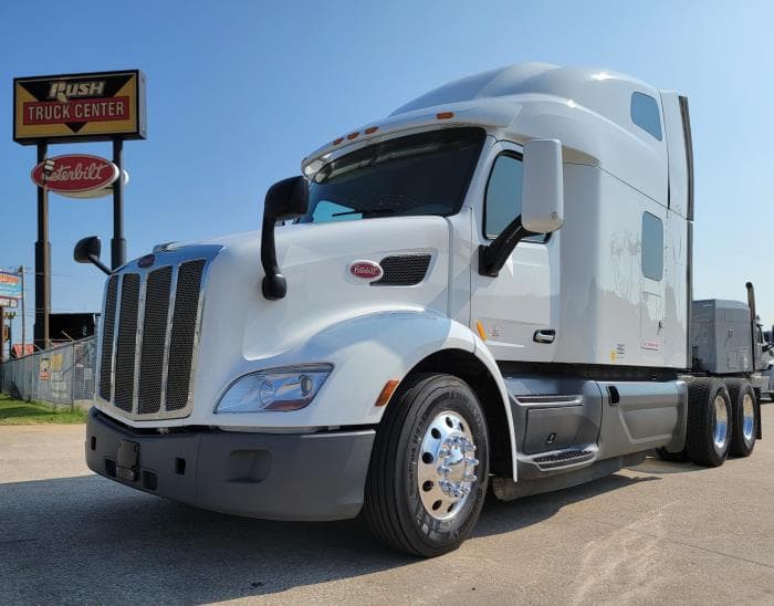 2021 Peterbilt 579 in Tulsa, OK — photo 3