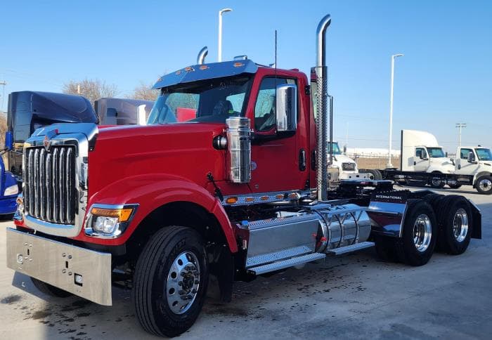 2026 International HX in Pontoon Beach, IL — photo 17