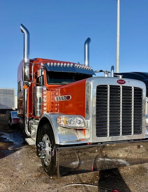 2022 Peterbilt 389 in Tulsa, OK — photo 3