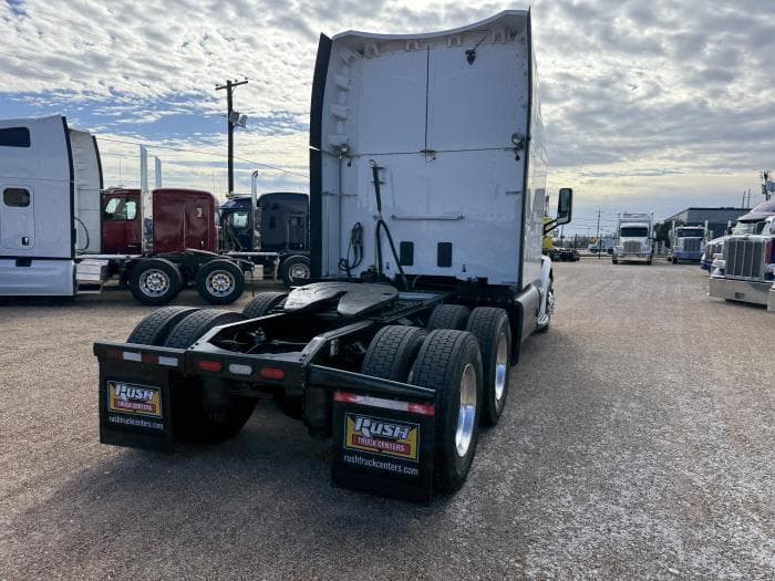 2021 Peterbilt 579 in Dallas, TX — photo 46