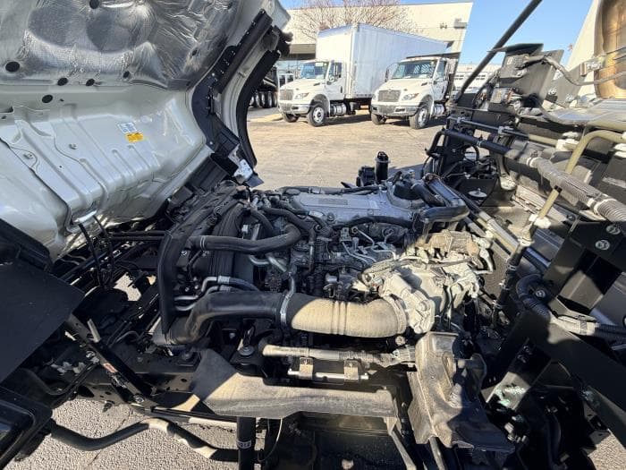 2024 Isuzu NRR in Memphis, TN — photo 11