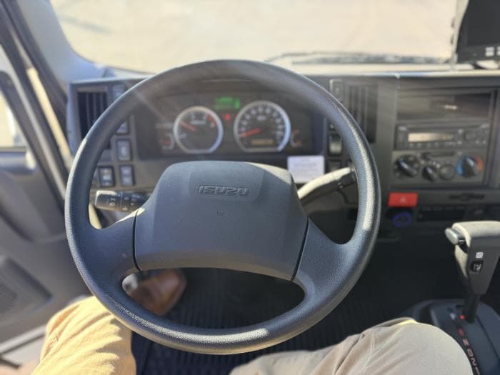 2024 Isuzu NRR in Memphis, TN — photo 16
