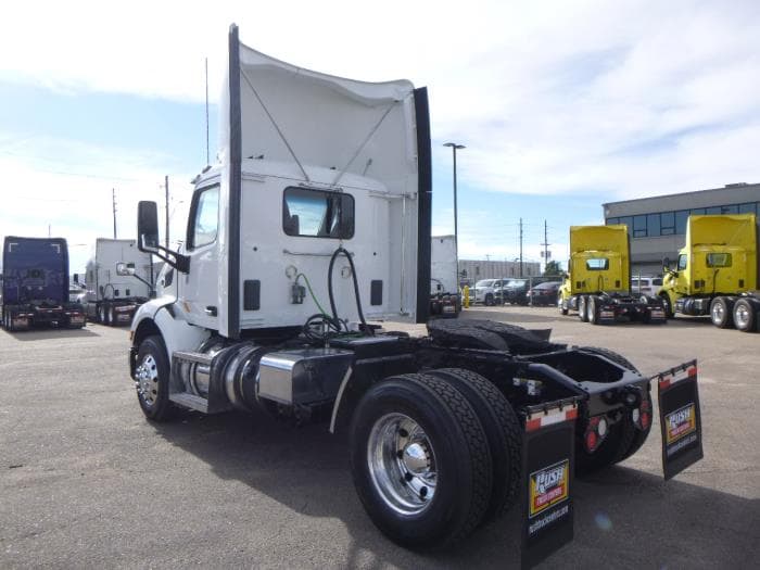 2020 Peterbilt 579 in Denver, CO — photo 4