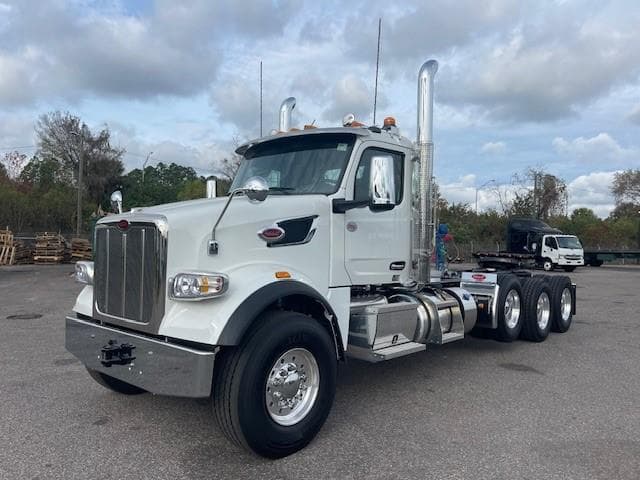 2026 Peterbilt 567 in Tampa, FL — photo 2
