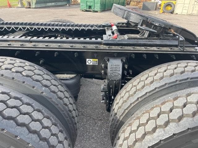 2026 Peterbilt 567 in Tampa, FL — photo 10