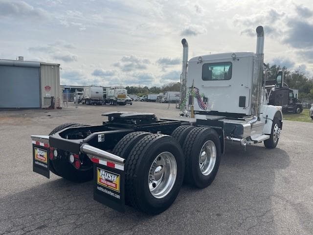 2026 Peterbilt 567 in Tampa, FL — photo 7