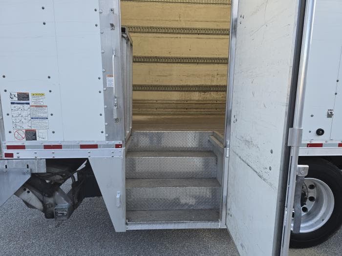 2020 Peterbilt 337 in Lake City, FL — photo 11