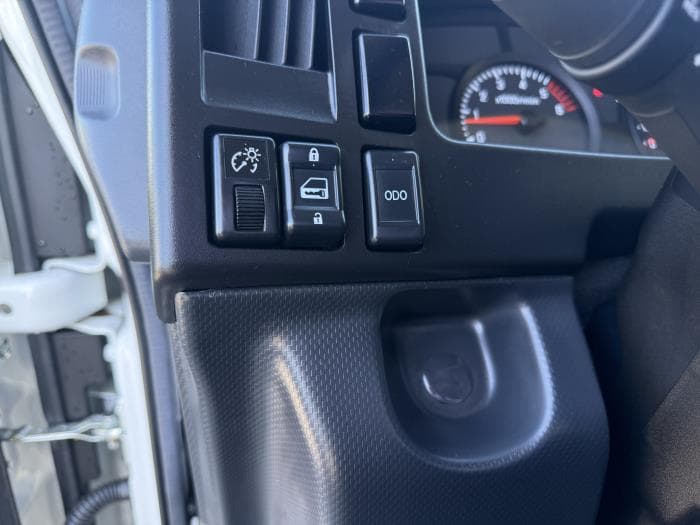 2025 Isuzu NRR in Whittier, CA — photo 25