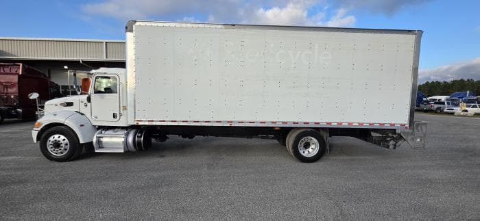 2020 Peterbilt 337 in Jacksonville, FL — photo 3
