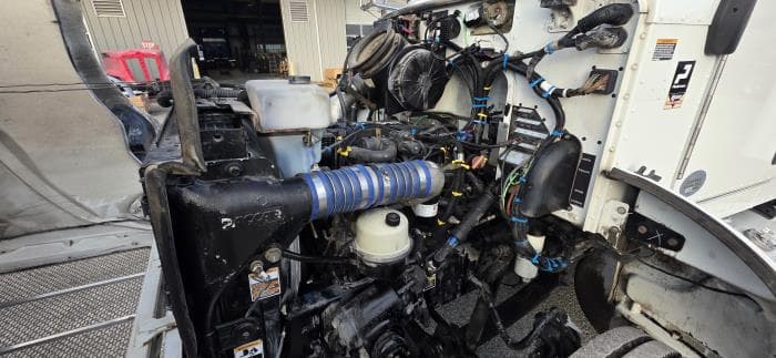 2020 Peterbilt 337 in Jacksonville, FL — photo 24