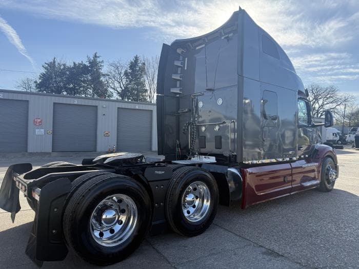 2022 Peterbilt 579 in Dallas, TX — photo 41
