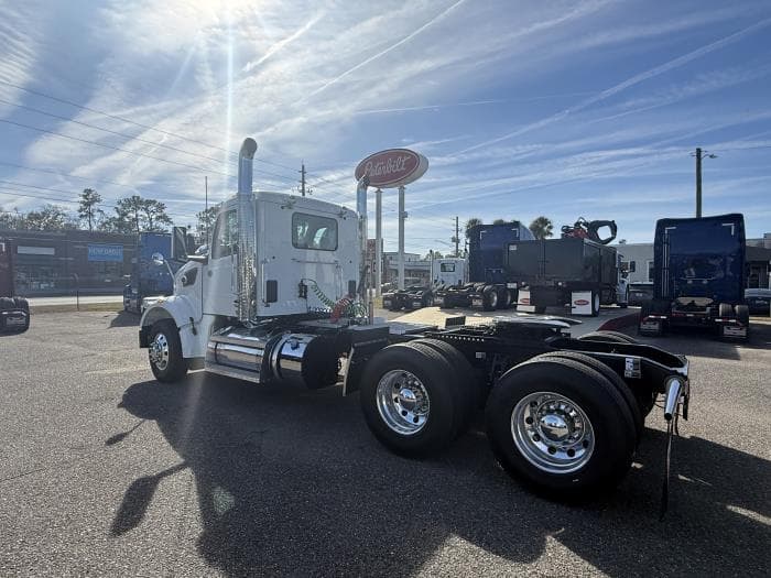 2026 Peterbilt 567 in Jacksonville, FL — photo 4