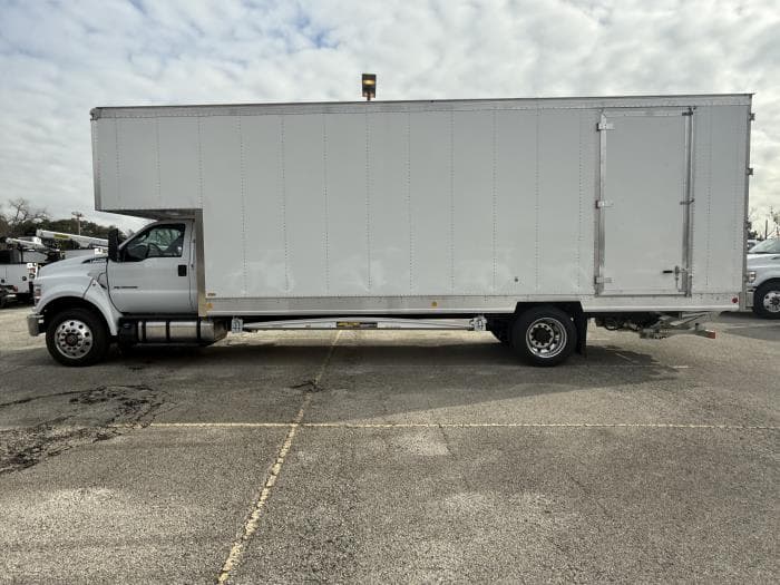 2026 Ford F-750 in Dallas, TX — photo 2