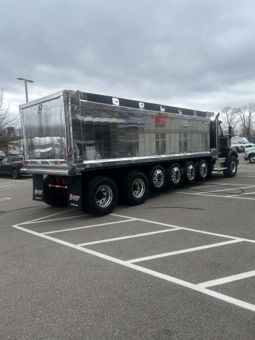 2026 International HX in Cincinnati, OH — photo 7
