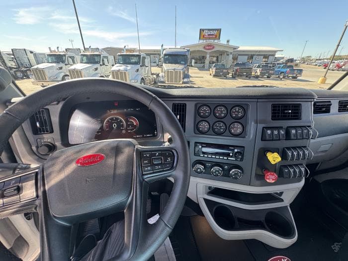 2026 Peterbilt 567 in Houston, TX — photo 17