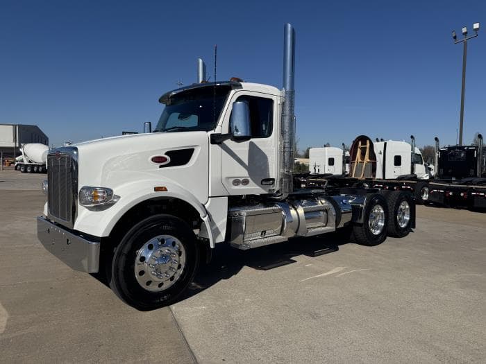 2026 Peterbilt 567 in Houston, TX — photo 5