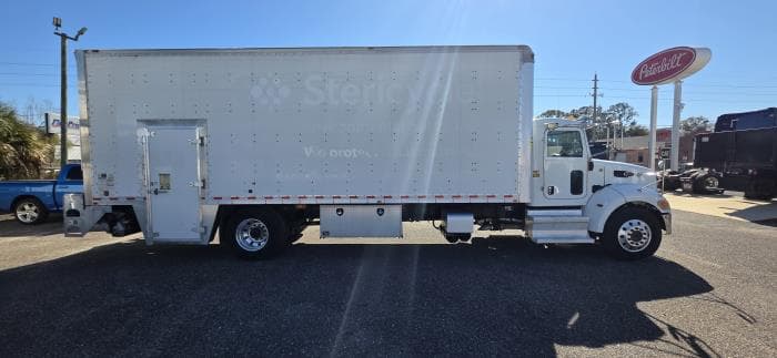 2020 Peterbilt 337 in Jacksonville, FL — photo 7