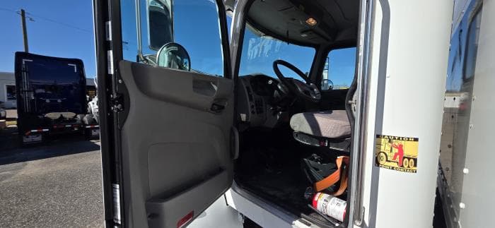 2020 Peterbilt 337 in Jacksonville, FL — photo 19