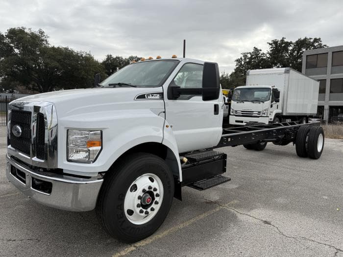 2026 Ford F-750 in Dallas, TX — photo 2