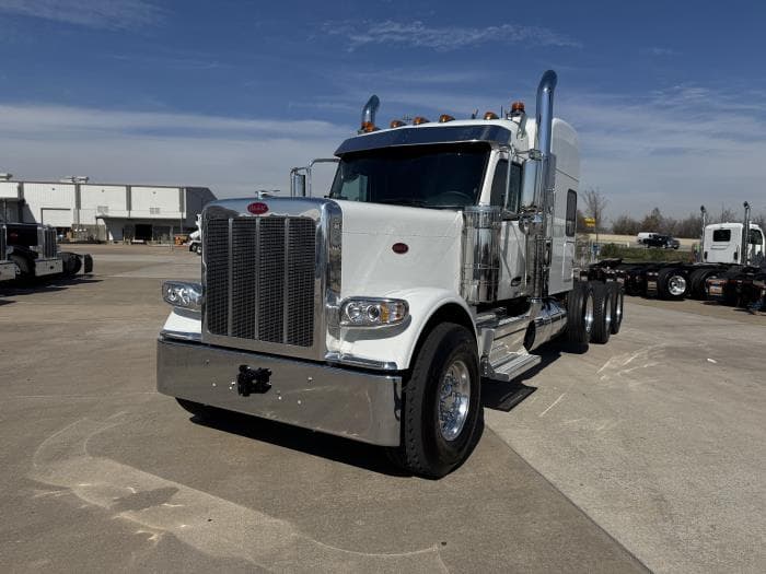 2026 Peterbilt 589 in Houston, TX — photo 2