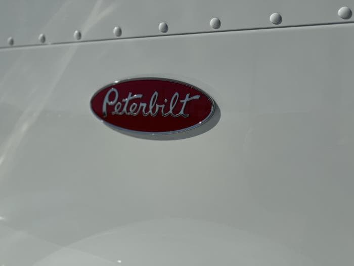 2026 Peterbilt 589 in Houston, TX — photo 7