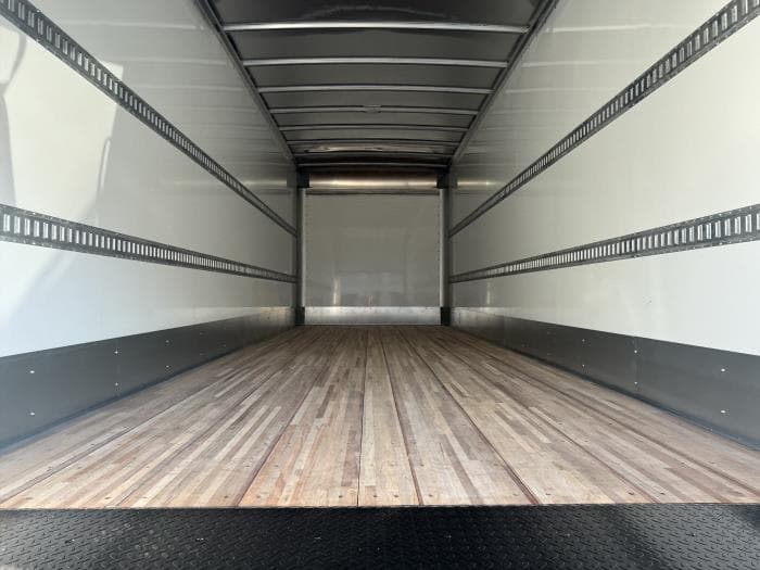 2025 Isuzu FTR in Dallas, TX — photo 10