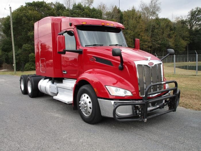 2022 Peterbilt 579 in Mobile, AL — photo 3