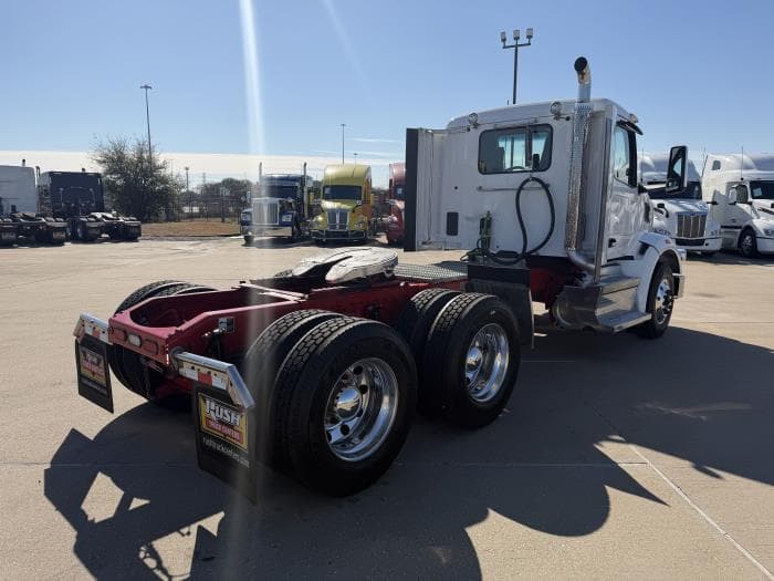 2023 Peterbilt 567 in Houston, TX — photo 6