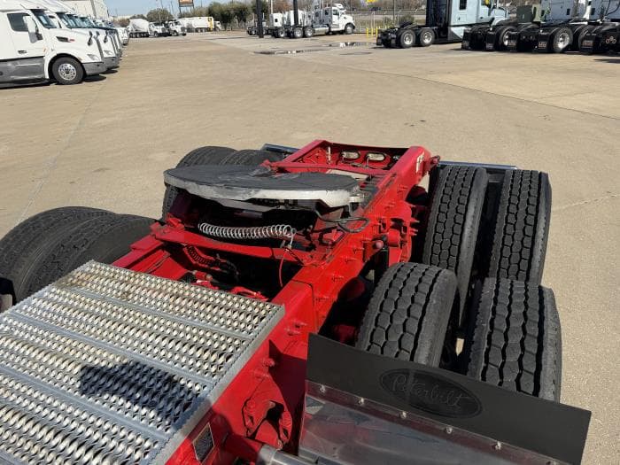 2023 Peterbilt 567 in Houston, TX — photo 15