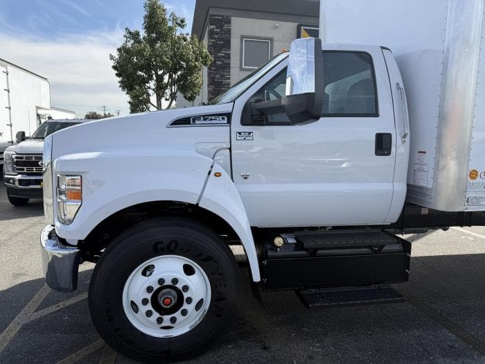 2026 Ford F-750 in Whittier, CA — photo 9