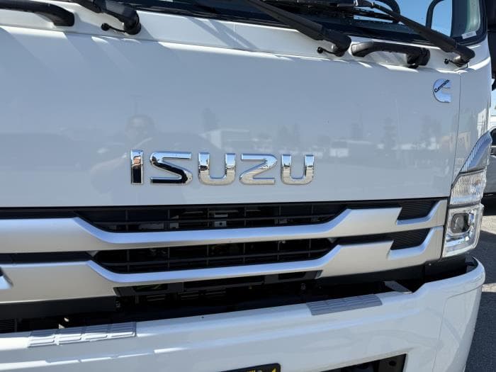 2026 Isuzu FTR in Whittier, CA — photo 8