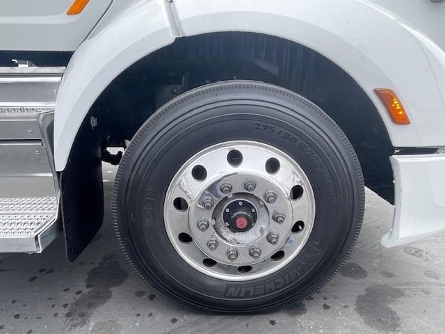 2020 Peterbilt 579 in Ceres, CA — photo 12