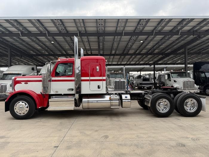 2027 Peterbilt 589