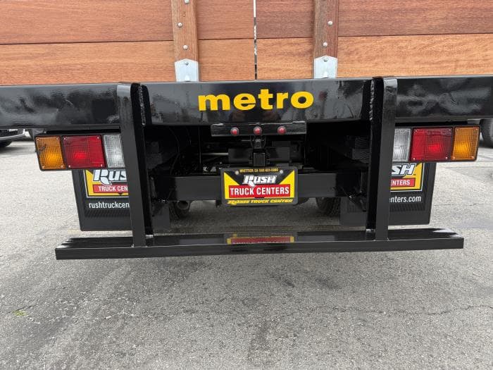 2025 Isuzu NRR in Whittier, CA — photo 5
