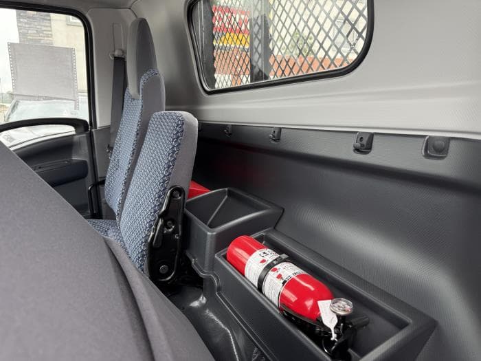 2025 Isuzu NRR in Whittier, CA — photo 13