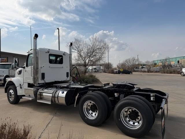 2027 Peterbilt 567 in Fort Worth, TX — photo 4