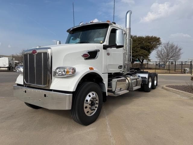 2027 Peterbilt 567 in Fort Worth, TX — photo 2