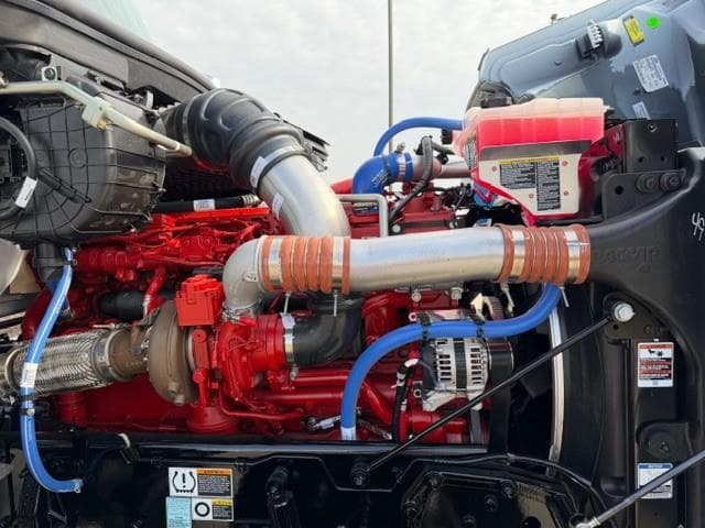 2027 Peterbilt 567 in Fort Worth, TX — photo 26
